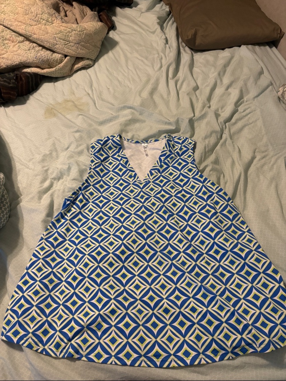 Lulu-B Blue and White Geometric Sleeveless Top